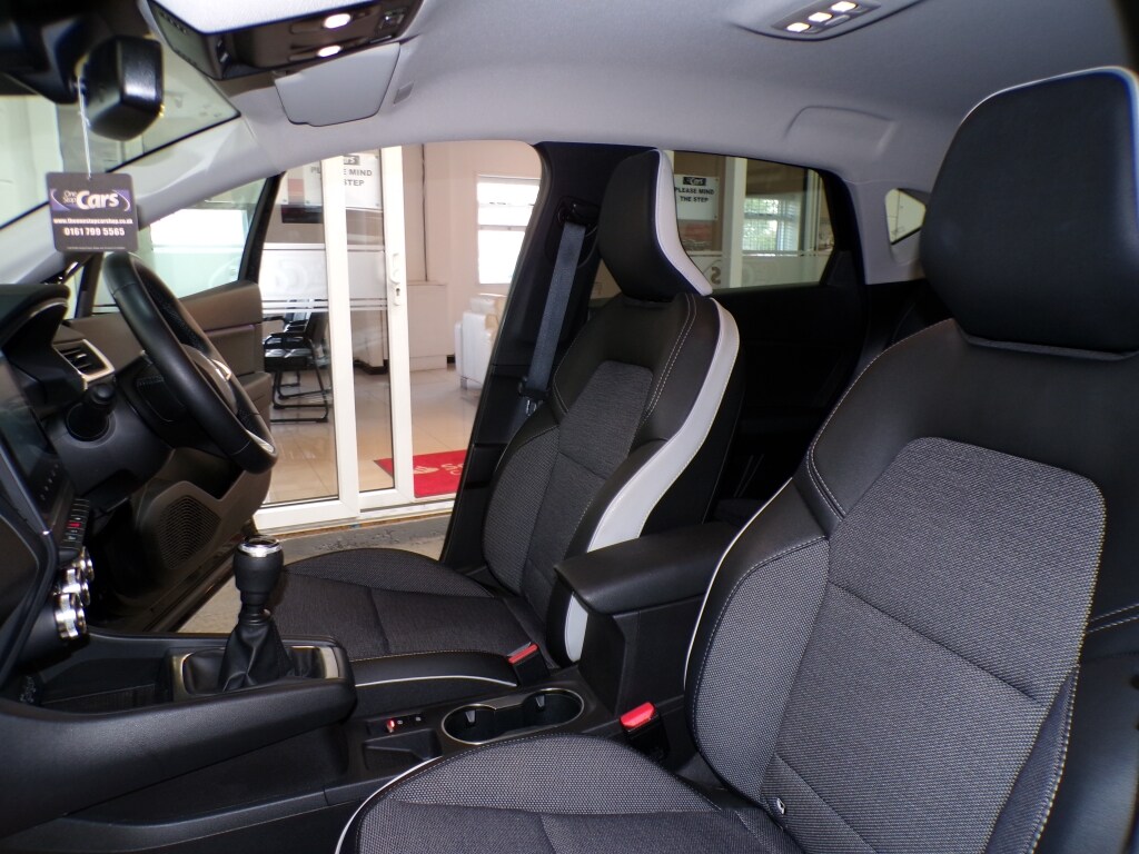 Used Renault Captur 2022 for sale - 76787002: Photo 27