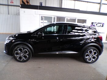 Used Renault Captur 2022 for sale - 76787002: Photo