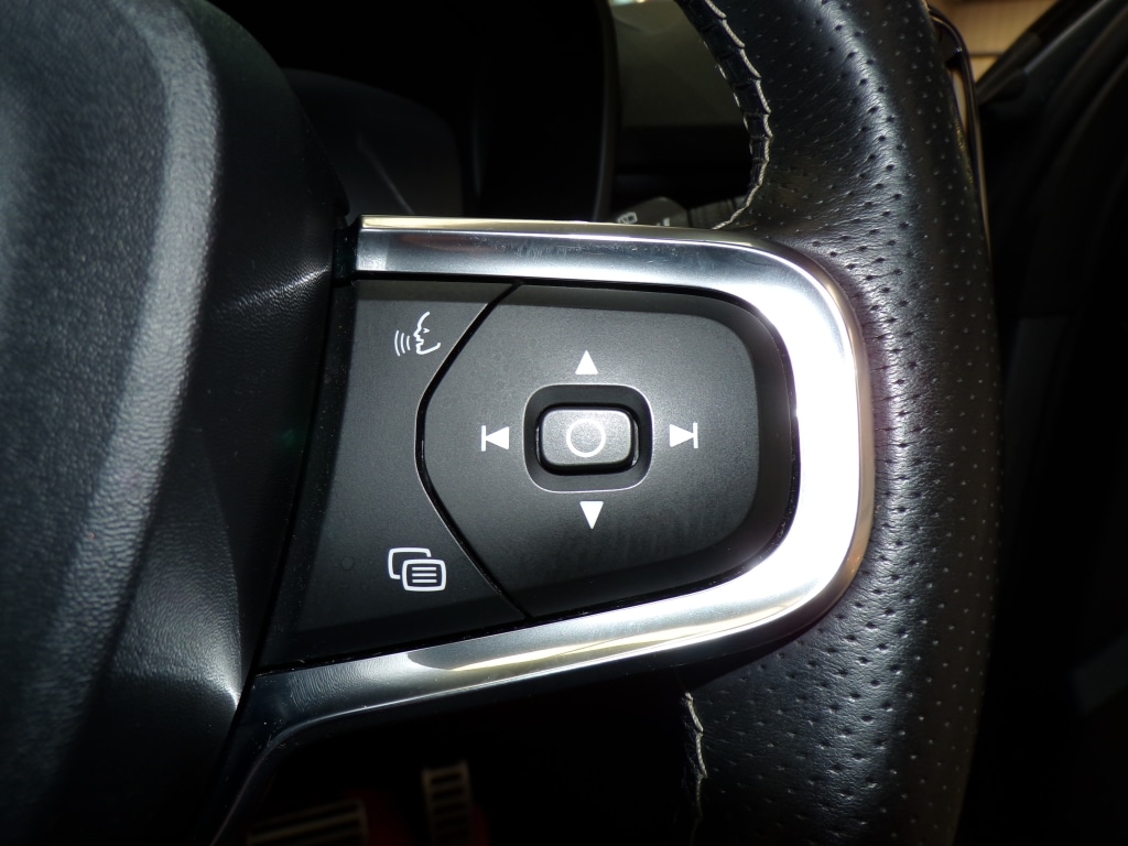 Used Volvo XC40 2018 for sale - 76941874: Photo 27