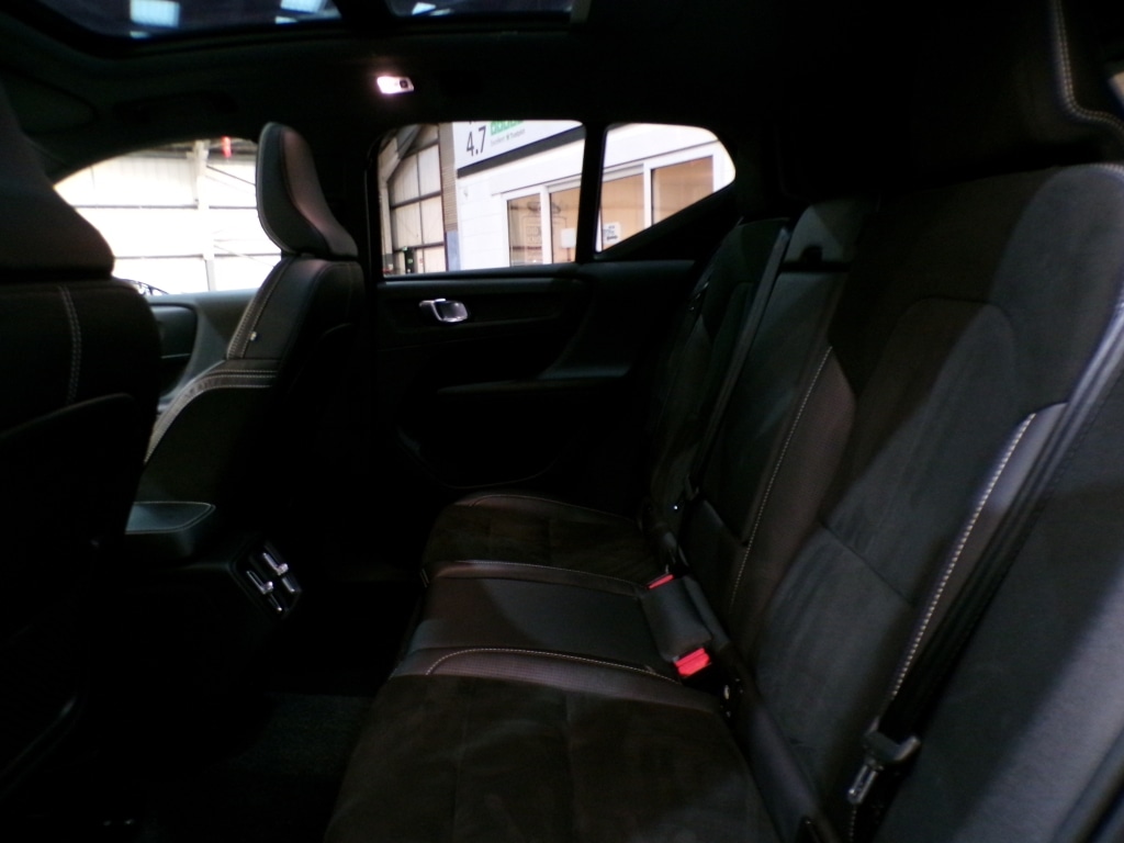 Used Volvo XC40 2018 for sale - 76941874: Photo 35