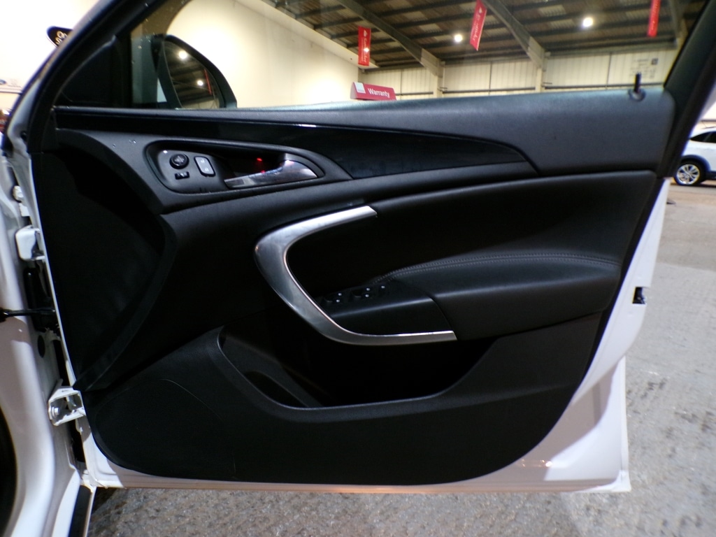 Used Vauxhall Insignia 2016 for sale - 76864230: Photo 16
