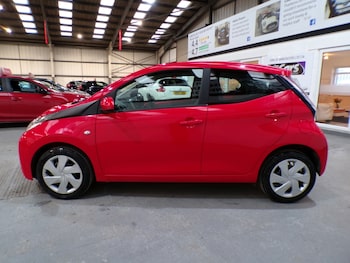 Used Toyota AYGO 2015 for sale - 77284836: Photo