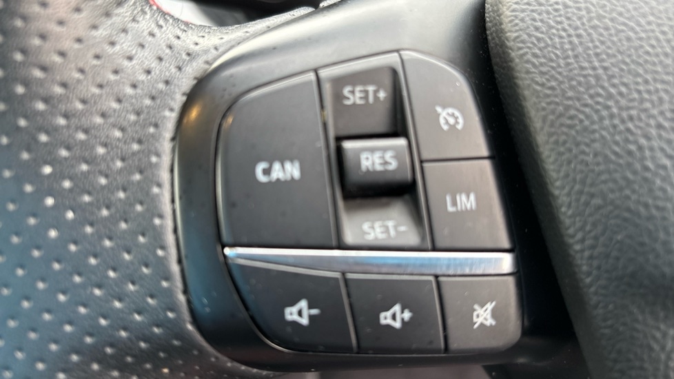 Used Ford Focus 2020 for sale - 76937506: Photo 25