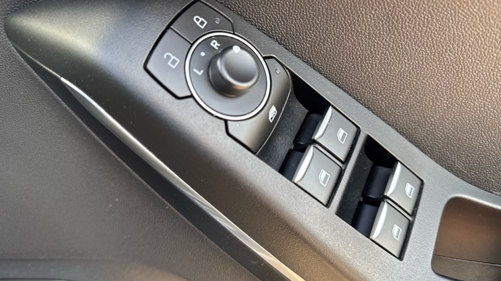 Used Ford Fiesta 2021 for sale - 76438176: Photo 40