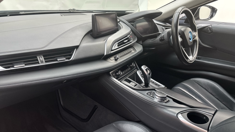 Used BMW i8 2016 for sale - 77019857: Photo 10