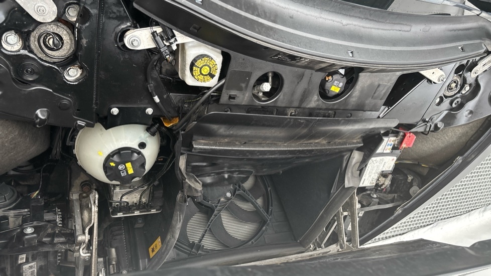 Used BMW i8 2016 for sale - 77019857: Photo 16