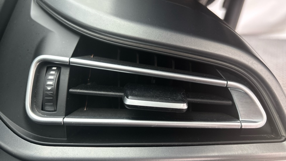 Used BMW i8 2016 for sale - 77019857: Photo 35