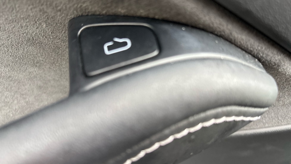 Used Tesla Model Y 2022 for sale - 76894726: Photo 45