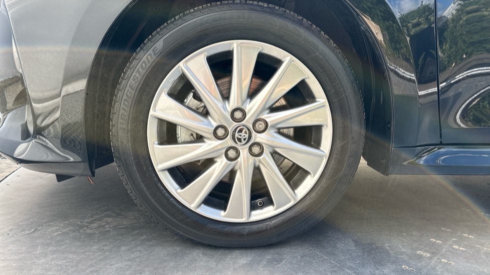 Used Toyota Yaris 2023 for sale - 76196049: Photo 17