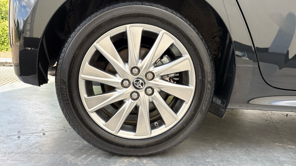 Used Toyota Yaris 2023 for sale - 76196049: Photo 19