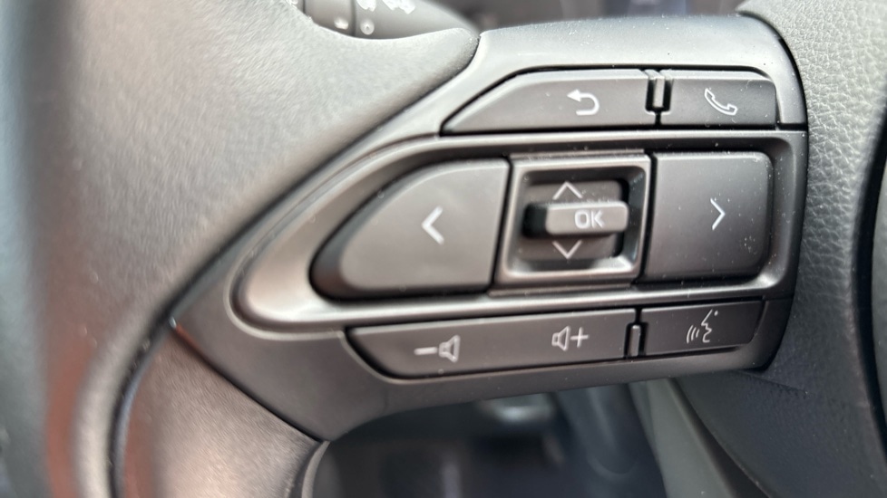 Used Toyota Yaris 2023 for sale - 76196049: Photo 25
