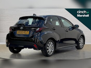Used Toyota Yaris 2023 for sale - 76196049: Photo 3