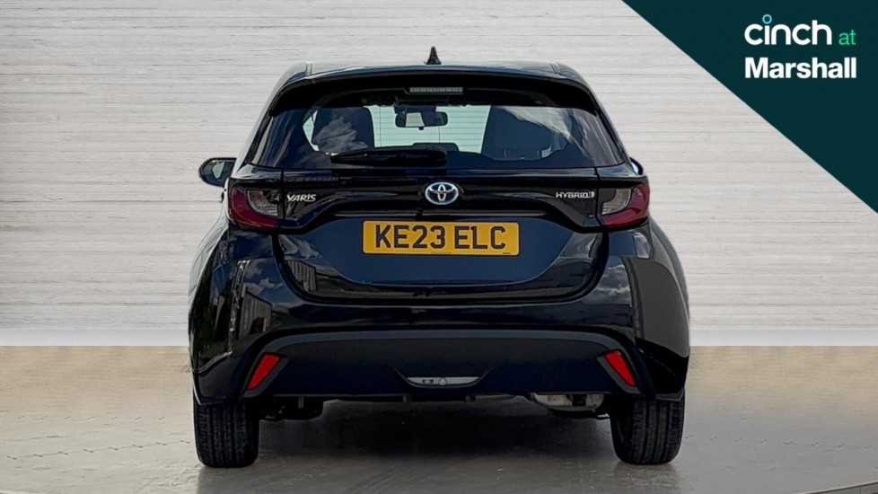 Used Toyota Yaris 2023 for sale - 76196049: Photo 4