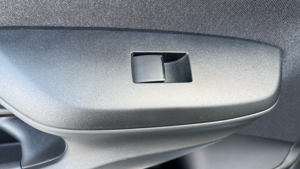 Used Toyota Yaris 2023 for sale - 76196049: Photo 45