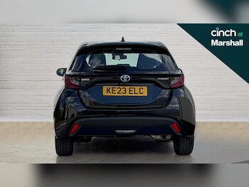 Used Toyota Yaris 2023 for sale - 76196049: Photo 4