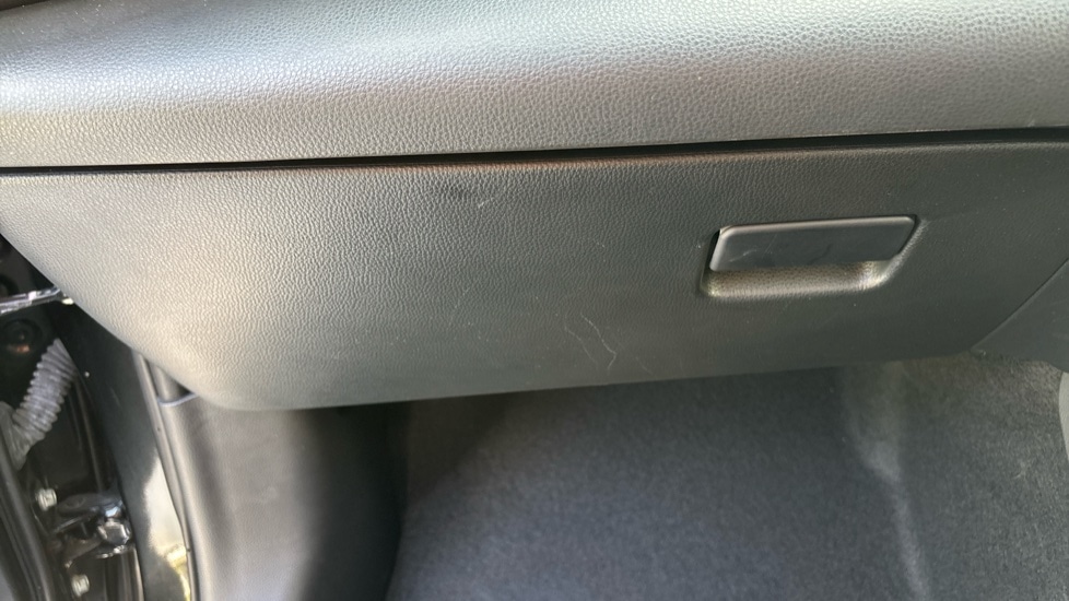 Used Toyota Yaris 2023 for sale - 76196049: Photo 54