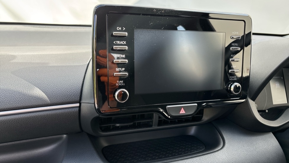 Used Toyota Yaris 2023 for sale - 76196049: Photo 58