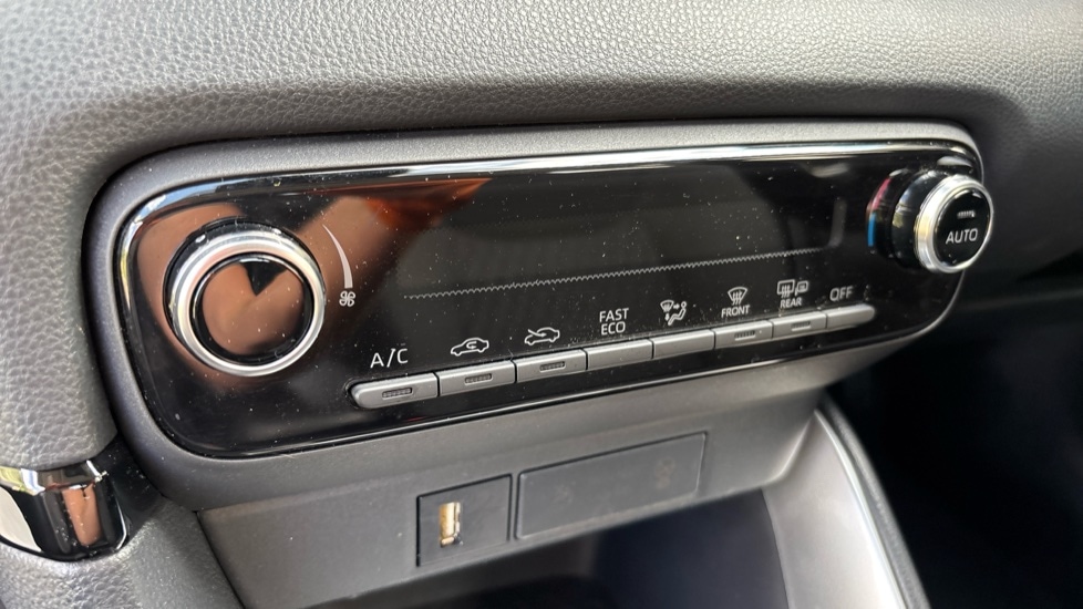 Used Toyota Yaris 2023 for sale - 76196049: Photo 62