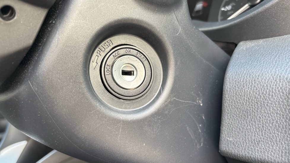 Used Toyota Yaris 2023 for sale - 76196049: Photo 92