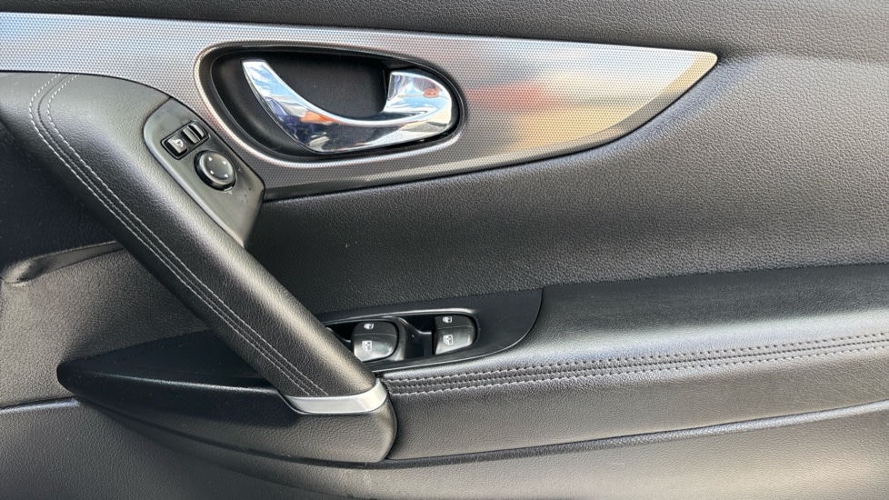 Used Nissan Qashqai 2018 for sale - 76514786: Photo 32