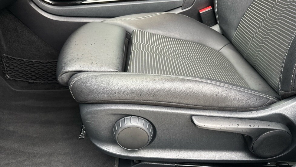 Used Mercedes-Benz A-Class 2019 for sale - 77053386: Photo 34