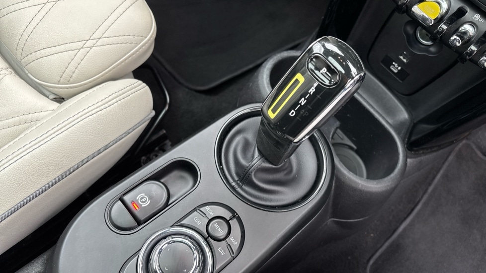 Used MINI Hatch 2021 for sale - 76428229: Photo 31