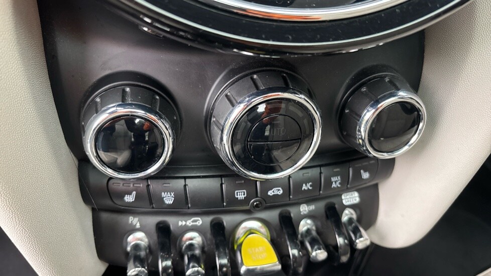 Used MINI Hatch 2021 for sale - 76428229: Photo 57