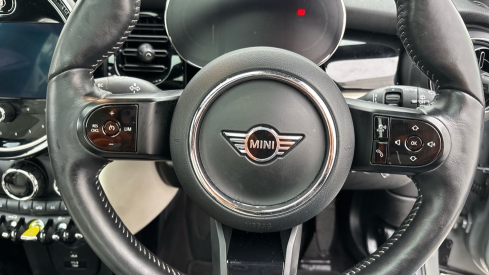 Used MINI Hatch 2021 for sale - 76428229: Photo 76