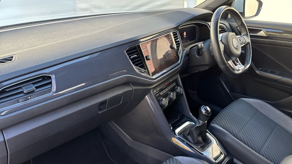 Used Volkswagen T-Roc 2019 for sale - 76442061: Photo 10