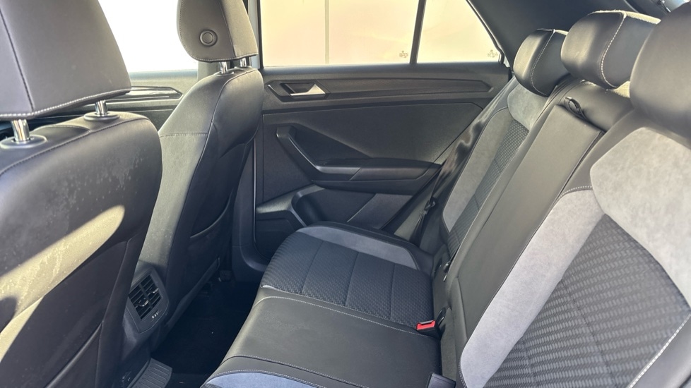 Used Volkswagen T-Roc 2019 for sale - 76442061: Photo 14