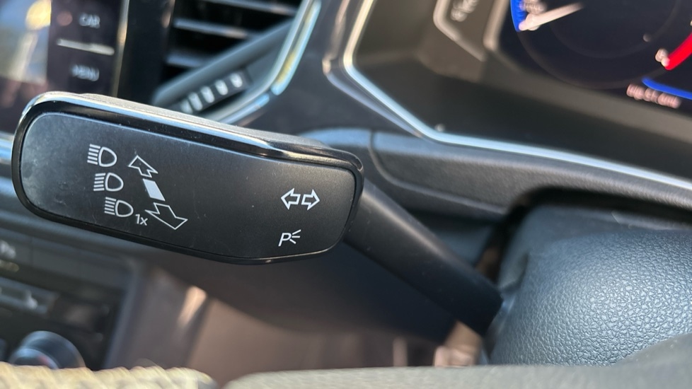 Used Volkswagen T-Roc 2019 for sale - 76442061: Photo 27