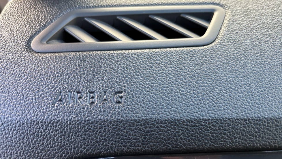 Used Volkswagen T-Roc 2019 for sale - 76442061: Photo 52