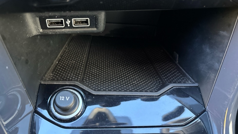 Used Volkswagen T-Roc 2019 for sale - 76442061: Photo 59