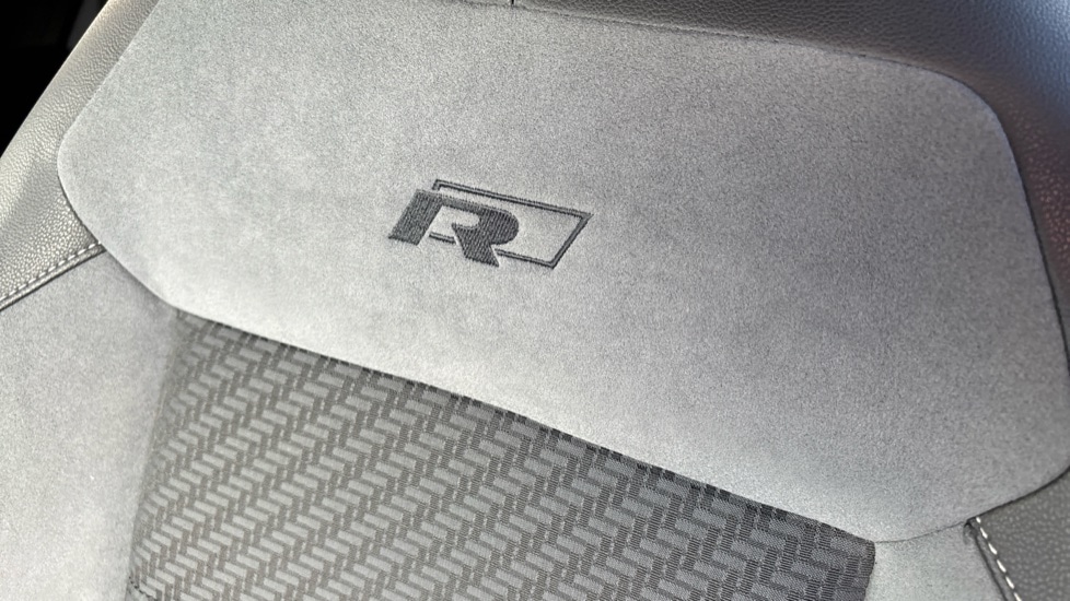 Used Volkswagen T-Roc 2019 for sale - 76442061: Photo 63