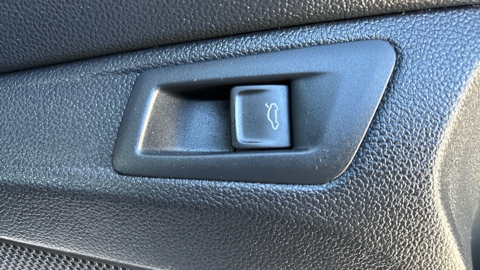 Used Volkswagen T-Roc 2019 for sale - 76442061: Photo 72