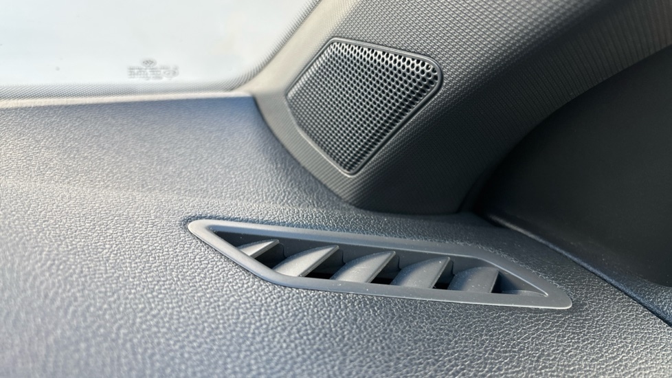 Used Volkswagen T-Roc 2019 for sale - 76442061: Photo 80