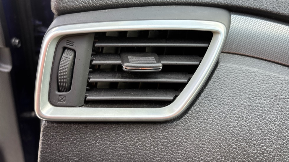 Used Nissan Qashqai 2018 for sale - 77050979: Photo 49