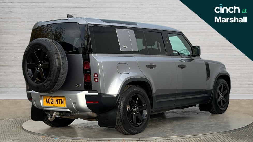 Used Land Rover Defender 2021 for sale - 76540085: Photo 3