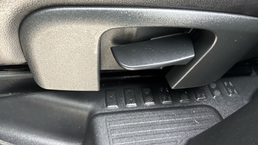 Used Land Rover Defender 2021 for sale - 76540085: Photo 55