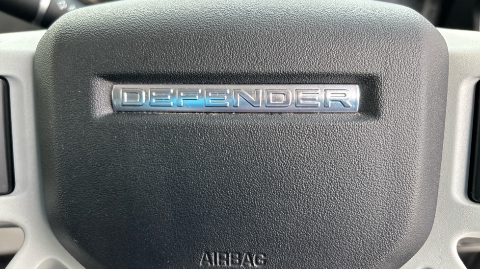 Used Land Rover Defender 2021 for sale - 76540085: Photo 79