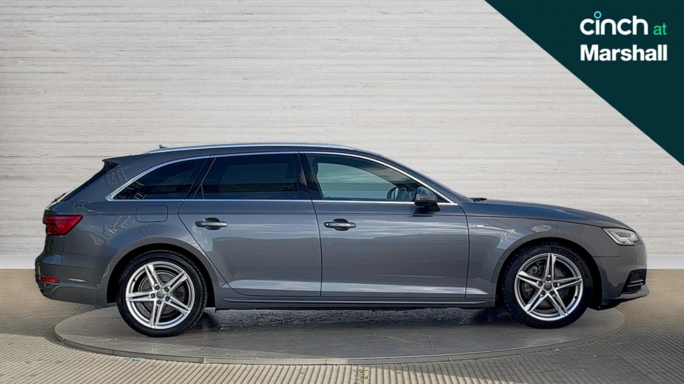Used Audi A4 2016 for sale - 76154641: Photo 2