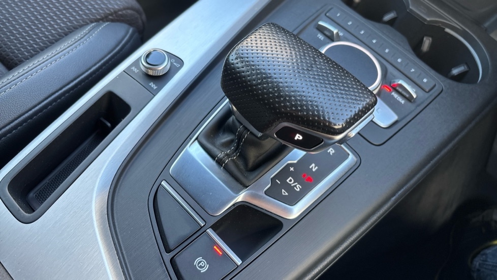 Used Audi A4 2016 for sale - 76154641: Photo 31
