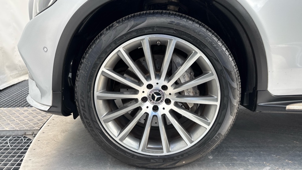 Used Mercedes-Benz GLC 2018 for sale - 76008308: Photo 17