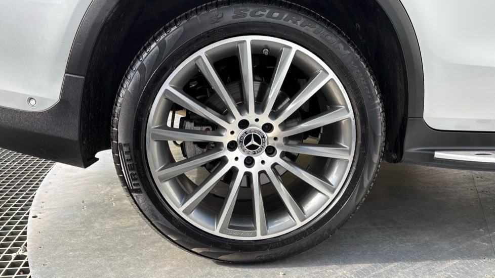 Used Mercedes-Benz GLC 2018 for sale - 76008308: Photo 19