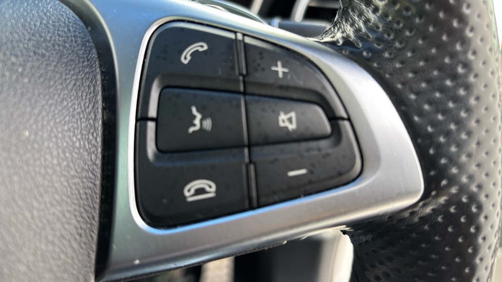 Used Mercedes-Benz GLC 2018 for sale - 76008308: Photo 24