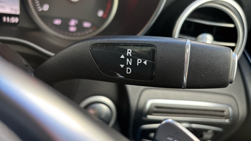 Used Mercedes-Benz GLC 2018 for sale - 76008308: Photo 31