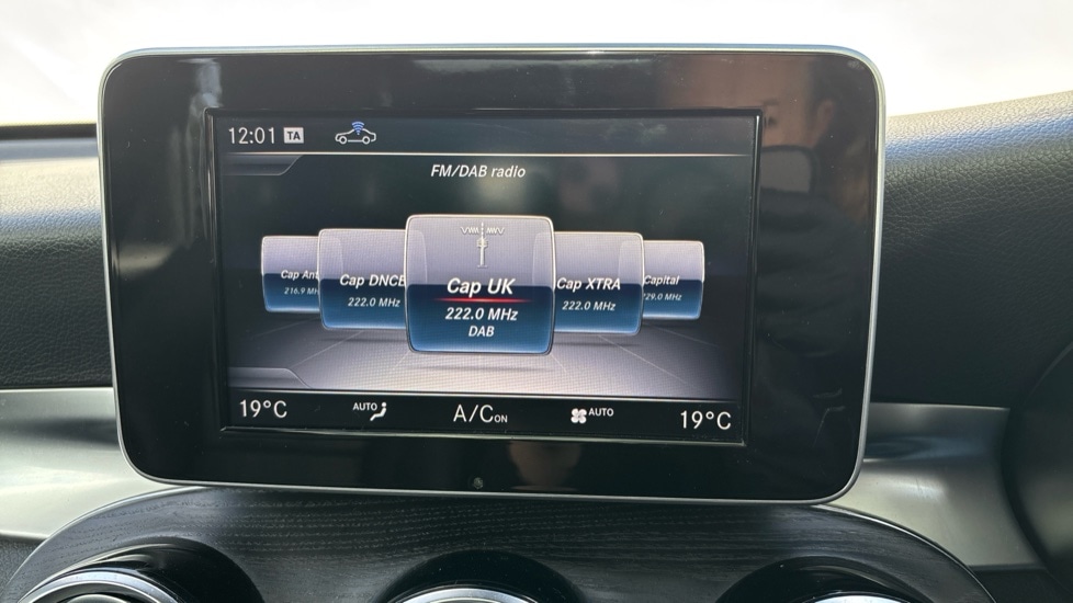 Used Mercedes-Benz GLC 2018 for sale - 76008308: Photo 37