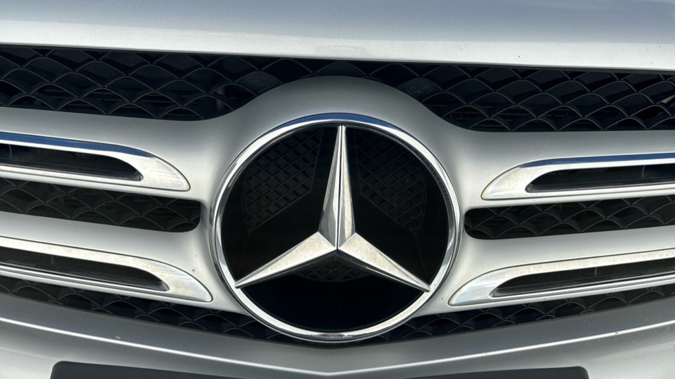 Used Mercedes-Benz GLC 2018 for sale - 76008308: Photo 41