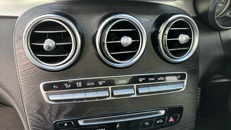 Used Mercedes-Benz GLC 2018 for sale - 76008308: Photo 56