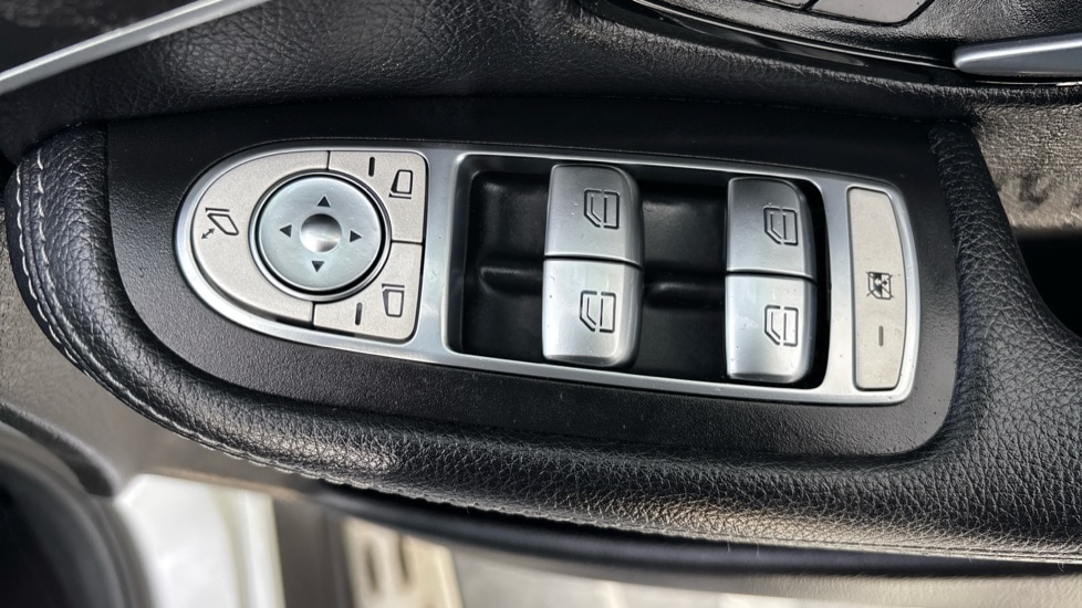 Used Mercedes-Benz GLC 2018 for sale - 76008308: Photo 66